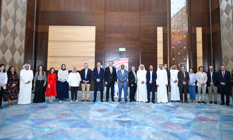 AmCham Kuwait holds energy roundtable discussion with U.S. Department of State